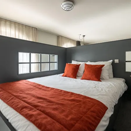 Yays Maritime By Numa Aparthotel 4*
