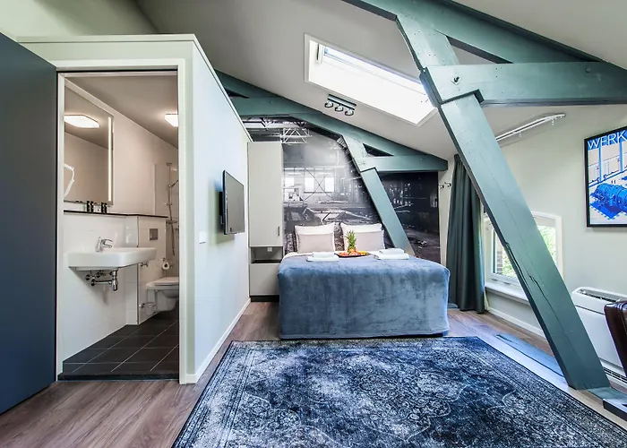 Yays Maritime By Numa