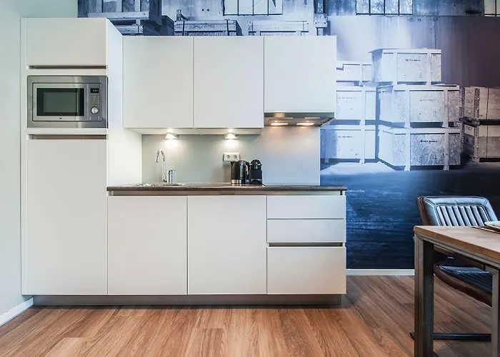 Yays Maritime By Numa Aparthotel 4*