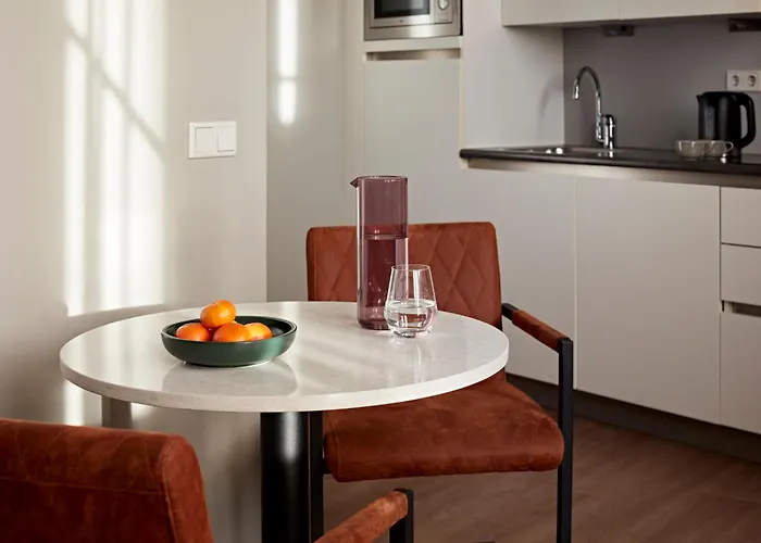 Yays Maritime By Numa Aparthotel 4*